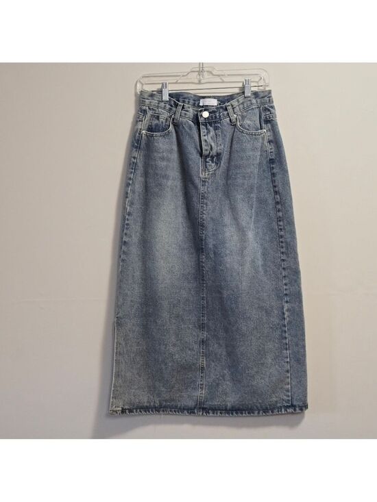 OAK + FORT Dresses & Skirts - Oak +"Fort High Waist Vintage Wash Denim Midi Skirt Size 30
